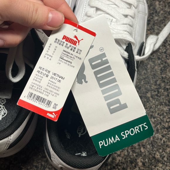 BTS x PUMA 2017 Court Star Shoes, NWT, Collectors item - Picture 7 of 10